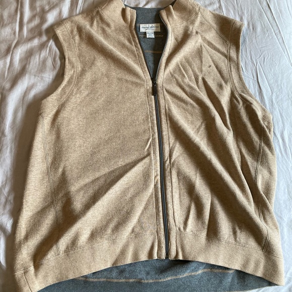 Tommy Bahama reversible vest